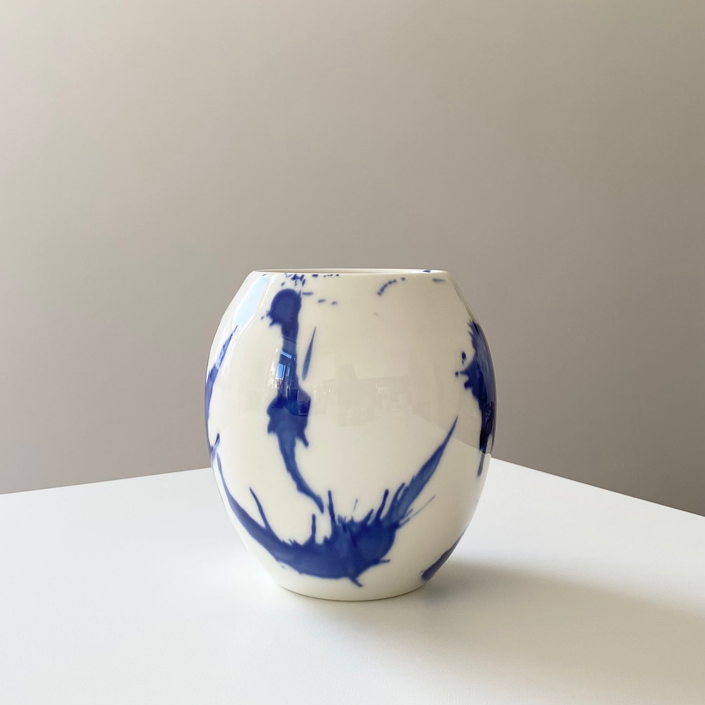 Vase Oval, Transparentglasur & Kobaltoxid